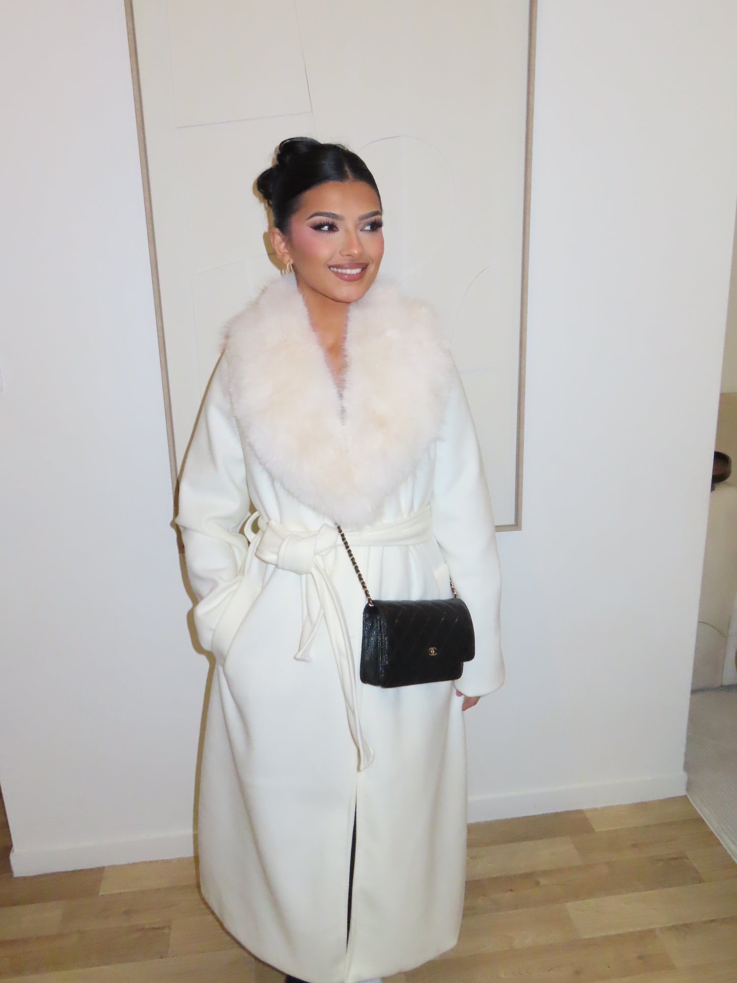 Manteau col fourrure blanc